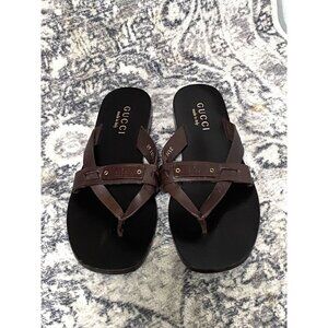 Gucci Leather Thong Sandals in Brown Size 34.5 /  4 1/2us